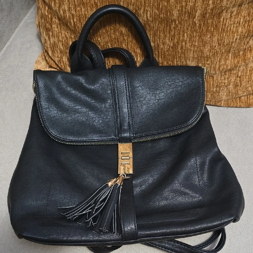 Black Leather Backpack with Tassel - Picture 2 of 14